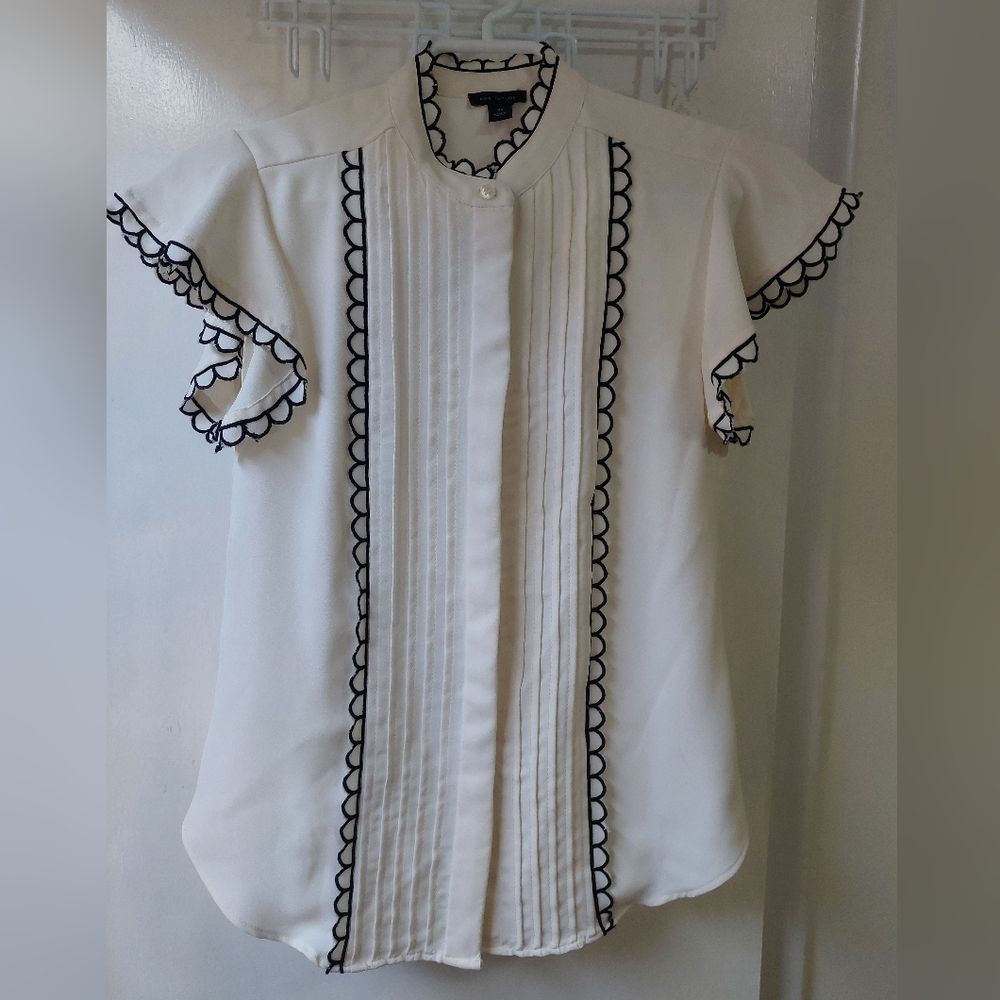 Ann Taylor White Blouse with Black Scallop Trim